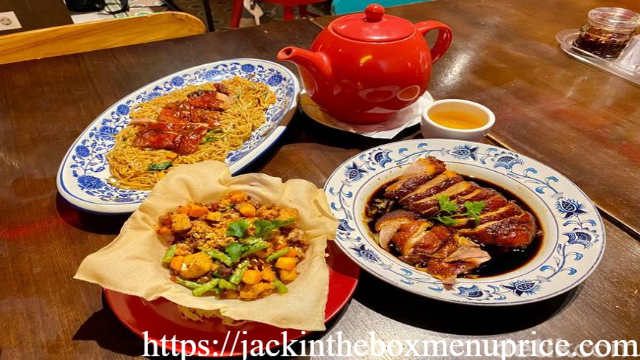 Kuliner Imlek: Filosofi Mendalam di Balik Bebek Panggang Hitam